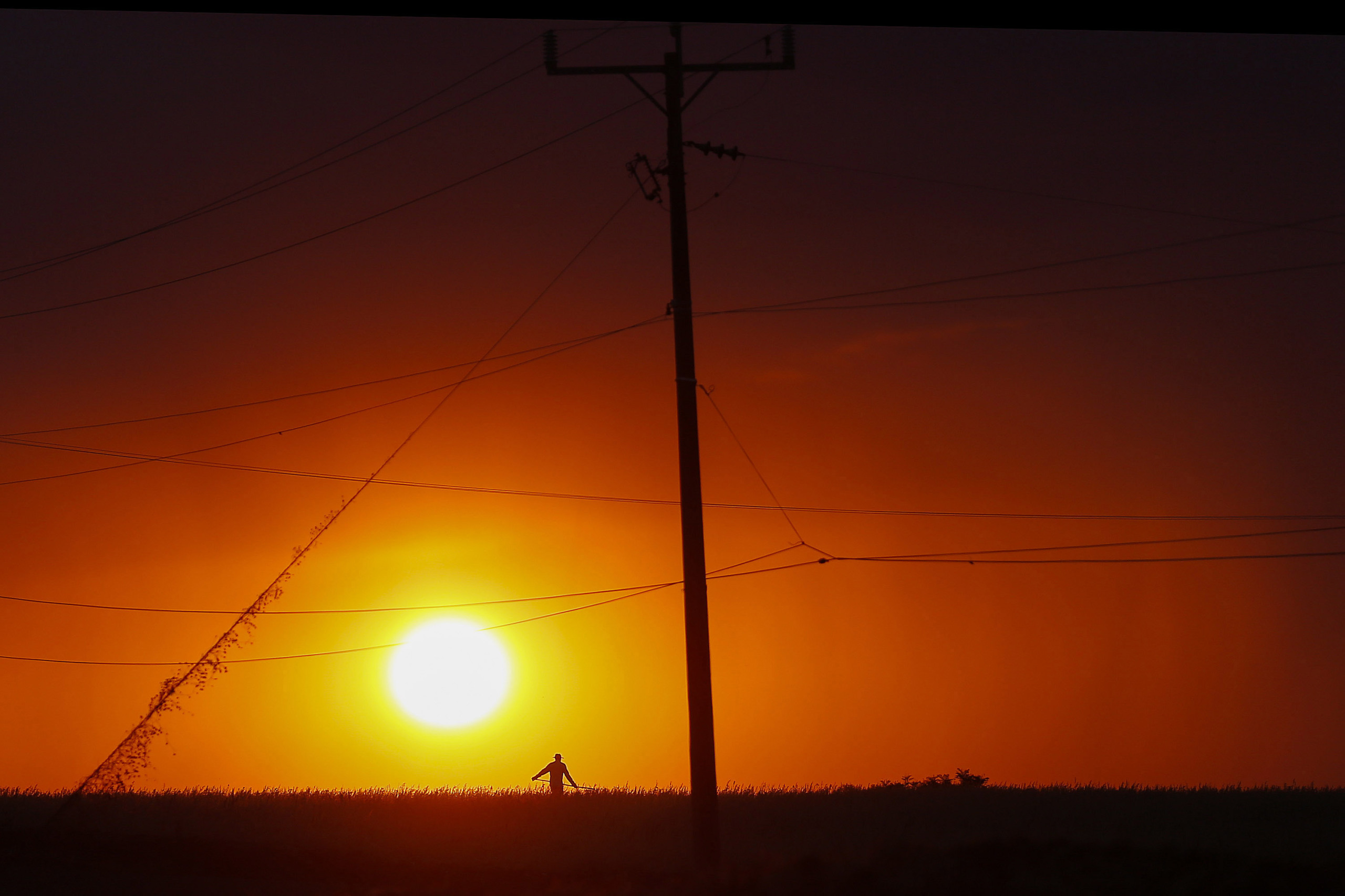 Inmet publica alerta de perigo a dois estados por onda de calor